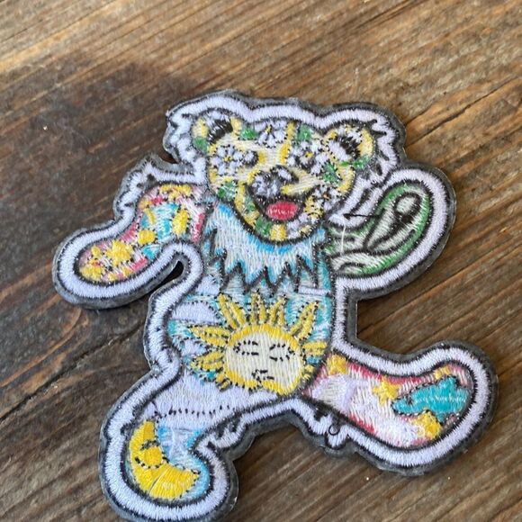 Grateful Dead Dancing Bear Sew on Patch - Picture 2 of 4
